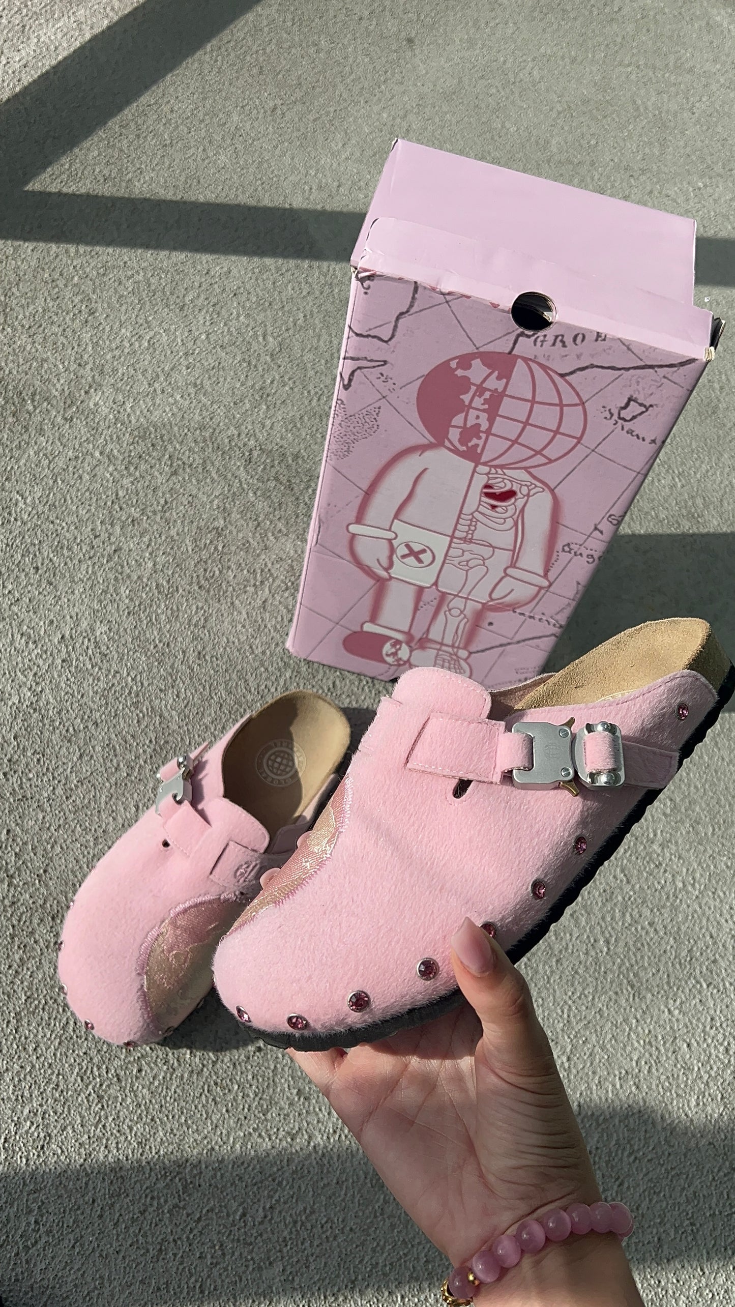 PINK FURRY CLOGS